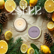 SerrBeauty Bienenwachskerze mit Zedernholz, Tanne und Zitrone, 125 g. Handgefertigte Bio-Kerze mit erfrischendem, holzig-zitrischem Aroma.